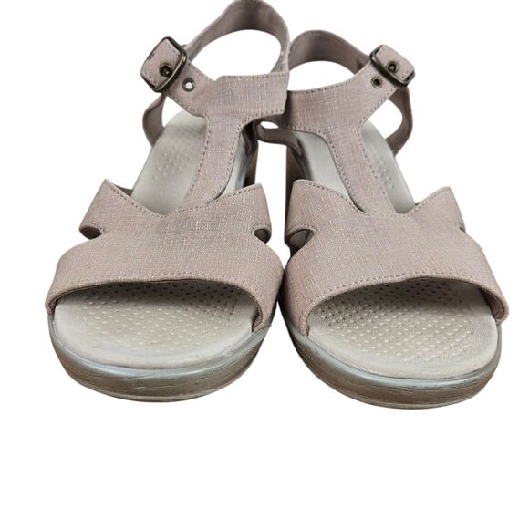 Bzees Everly Lifestride Biscotti Beige Sandal 7 M Buckle Strap Block Heel - Picture 4 of 12
